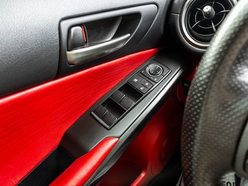 Used 2022 Lexus IS 350 F Sport image 15