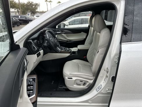 Used 2022 MAZDA CX-9 Signature AWD/4WD image 2