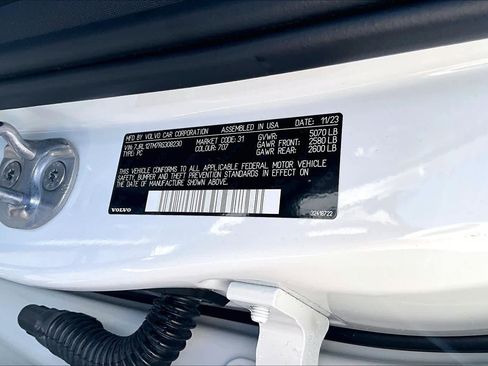 Certified 2024 Volvo S60 B5 Ultimate image 31