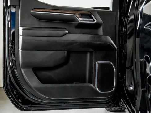 Used 2022 Chevrolet Silverado 1500 RST w/ Texas Edition Plus AWD/4WD image 36