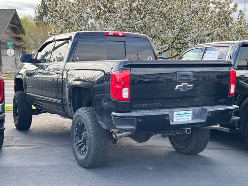 Used 2017 Chevrolet Silverado 1500 LTZ Z71 w/ LTZ Plus Package AWD/4WD image 6