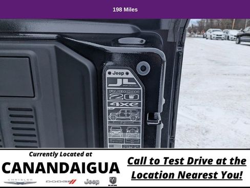 Used 2023 Jeep Wrangler Unlimited Rubicon 4xe image 36