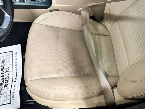 Used 2018 Subaru Outback 3.6R Limited image 19