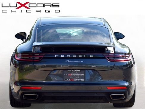 Used 2020 Porsche Panamera image 9