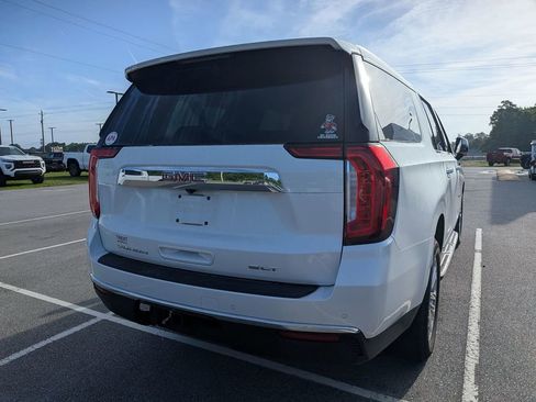 Certified 2023 GMC Yukon XL SLT w/ SLT Luxury Package RWD image 9