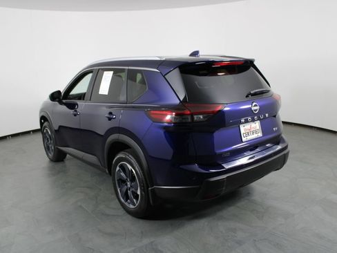 Certified 2024 Nissan Rogue SV w/ SV Premium Package FWD image 16
