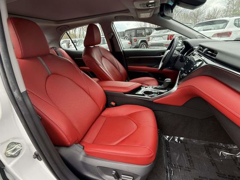 Used 2019 Toyota Camry XSE w/ Driver Assist Package image 9