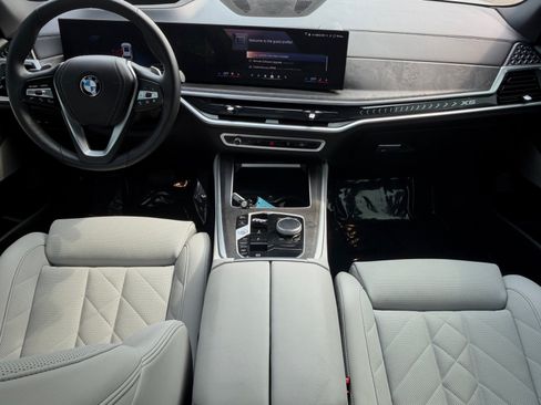 Used 2024 BMW X5 xDrive40i w/ Premium Package AWD/4WD image 18