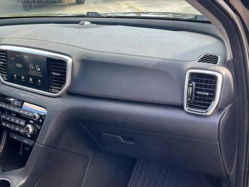 Used 2020 Kia Sportage EX image 16