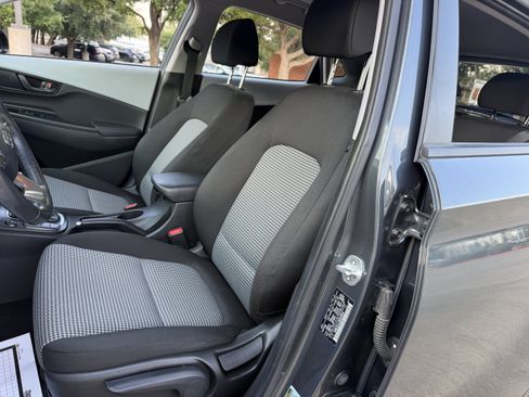 Used 2021 Hyundai Kona SEL FWD image 22