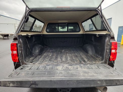 Used 2018 Chevrolet Silverado 3500 High Country image 25