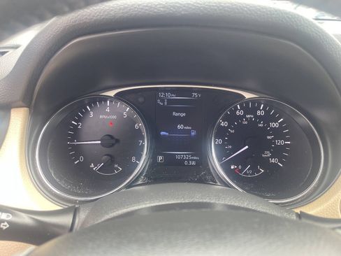 Used 2016 Nissan Rogue SL w/ SL Premium Package AWD/4WD image 15