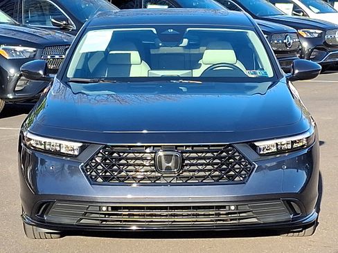 Used 2024 Honda Accord EX-L image 2