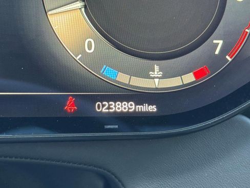 Used 2023 Land Rover Range Rover Long Wheelbase First Edition image 19