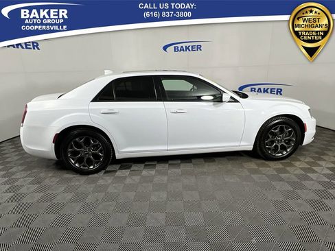 Used 2017 Chrysler 300 S w/ 300S Premium Group image 10
