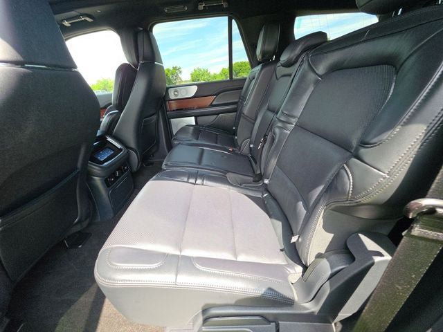 Used 2024 Lincoln Navigator Reserve AWD/4WD image 23
