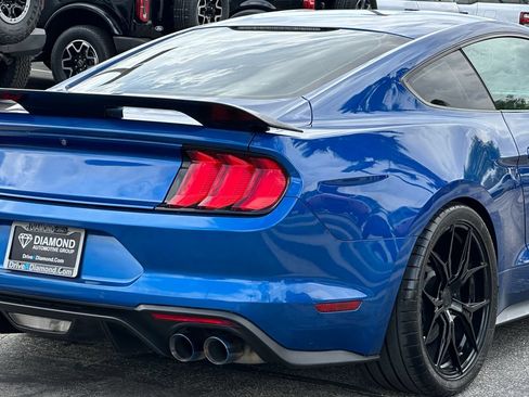 Used 2018 Ford Mustang GT RWD image 8