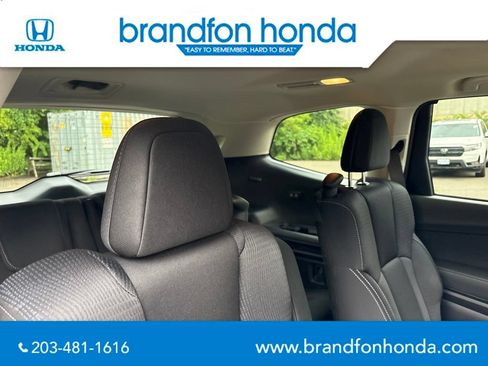 Used 2024 Subaru Ascent Premium w/ Convenience Package AWD/4WD image 27