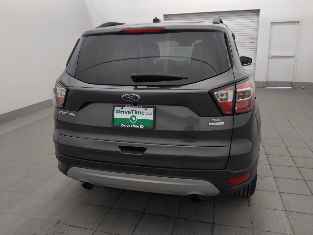 Used 2017 Ford Escape SE w/ Equipment Group 201A FWD image 7