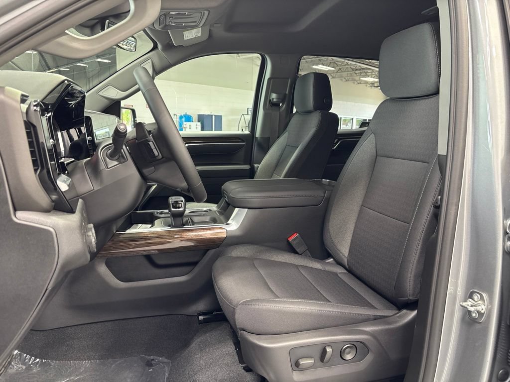 New 2026 Chevrolet Silverado 1500 RST AWD/4WD image 9