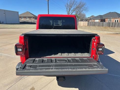 Used 2020 Jeep Gladiator Rubicon image 28