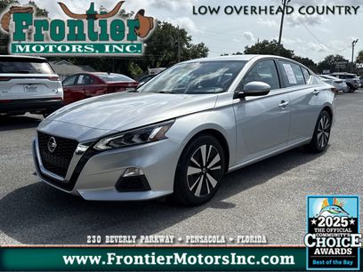 Used 2022 Nissan Altima 2.5 SV
