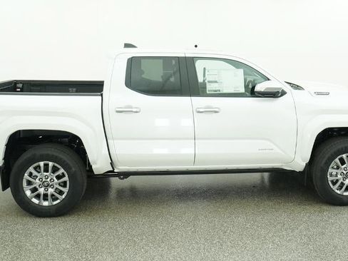 New 2026 Toyota Tacoma Limited AWD/4WD image 11