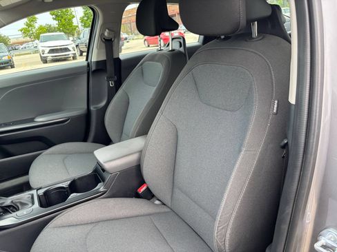 Used 2025 Kia K4 FWD image 34