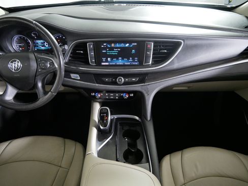 Used 2018 Buick Enclave Essence w/ Trailering Package AWD/4WD image 10