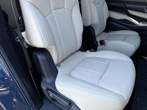 Certified 2023 Subaru Ascent Limited AWD/4WD image 21