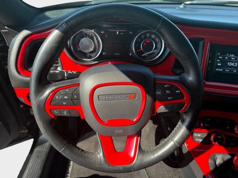Used 2015 Dodge Challenger R/T w/ Quick Order Package 22B R/T RWD image 11