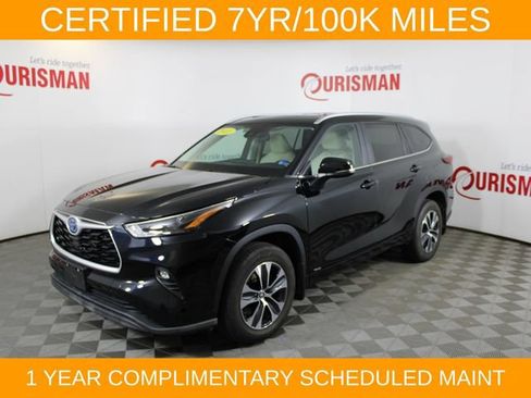 Used 2023 Toyota Highlander XLE AWD/4WD image 2