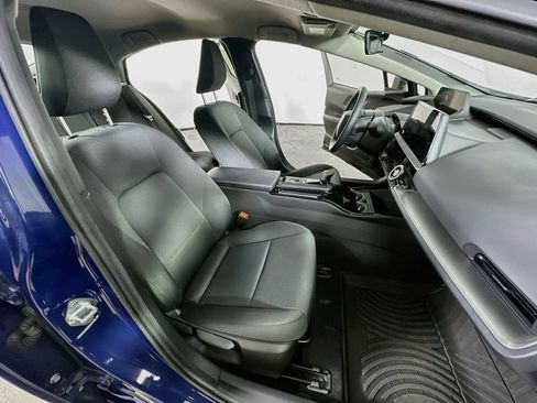 Used 2023 Toyota Prius LE FWD image 12