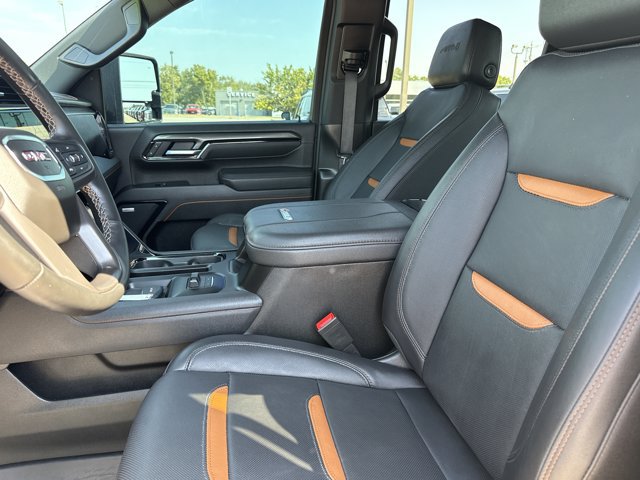 Used 2026 GMC Sierra 2500 AT4 AWD/4WD image 5