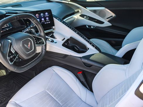 Used 2023 Chevrolet Corvette Stingray Premium Cpe image 18