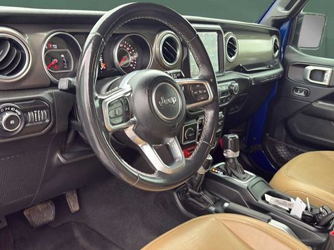Used 2019 Jeep Wrangler Unlimited Rubicon AWD/4WD image 18