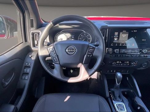 Used 2026 Nissan Frontier SV w/ All-Weather Content Package AWD/4WD image 5