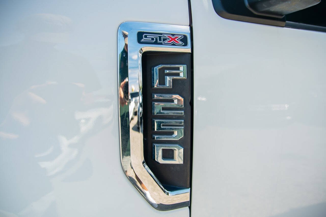 Used 2021 Ford F250 XL w/ STX Appearance Package AWD/4WD image 30