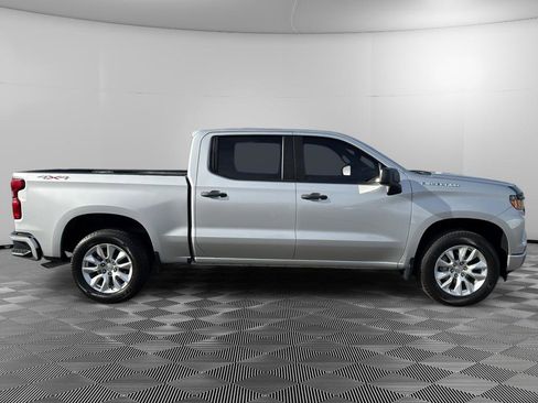 Used 2022 Chevrolet Silverado 1500 Custom image 8