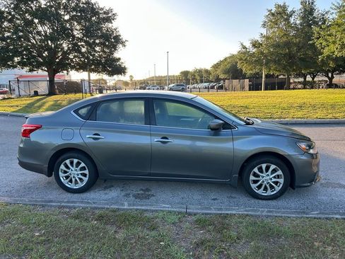 Used 2017 Nissan Sentra S w/ S Style Package FWD image 5