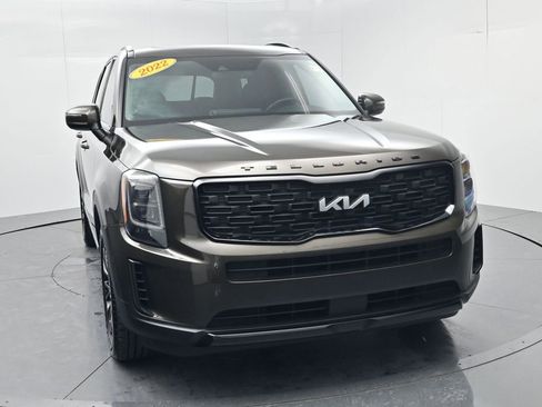 Certified 2022 Kia Telluride EX w/ EX Premium Package image 2