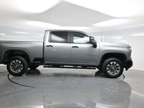 Used 2025 Chevrolet Silverado 2500 Custom w/ Custom Convenience Package AWD/4WD image 44