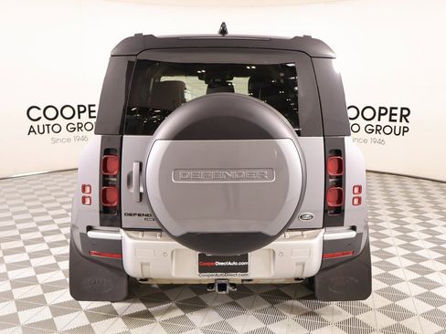 Used 2020 Land Rover Defender 110 HSE image 21