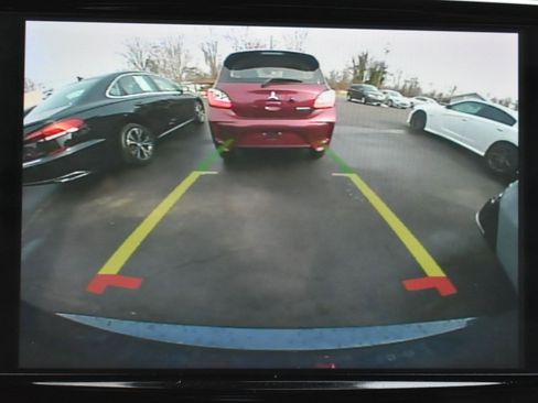 Used 2021 Chrysler Pacifica Touring w/ S Appearance Package image 26