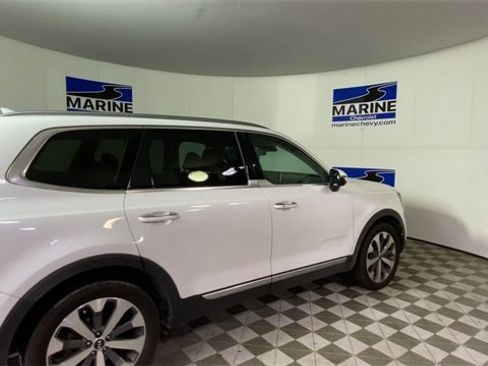 Used 2020 Kia Telluride S image 2