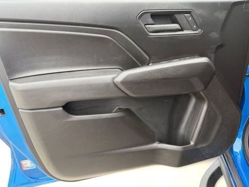 Used 2024 Chevrolet Colorado Trail Boss w/ Advanced Trailering Package AWD/4WD image 11