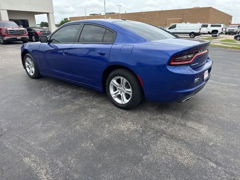 Used 2019 Dodge Charger SXT RWD image 19