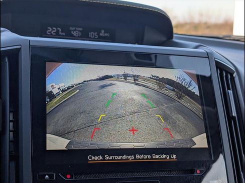 Used 2022 Subaru Crosstrek 2.5i Sport w/ Moonroof Package image 12