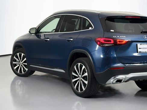 Used 2023 Mercedes-Benz GLA 250 image 14