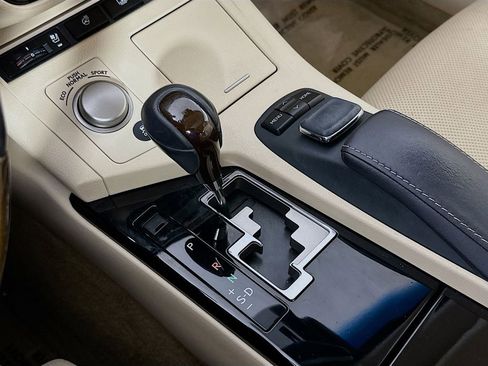Used 2015 Lexus ES 350 w/ Ultra Luxury Package FWD image 20